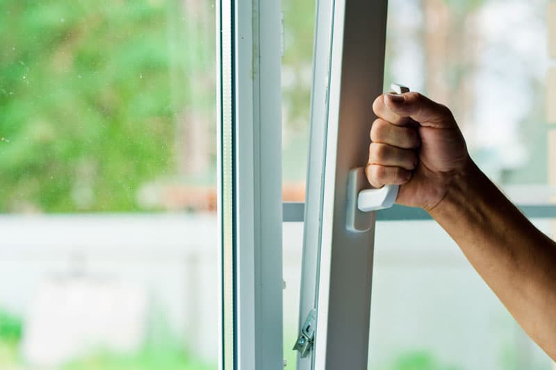Somos distribuidores oficiales de VELUX®